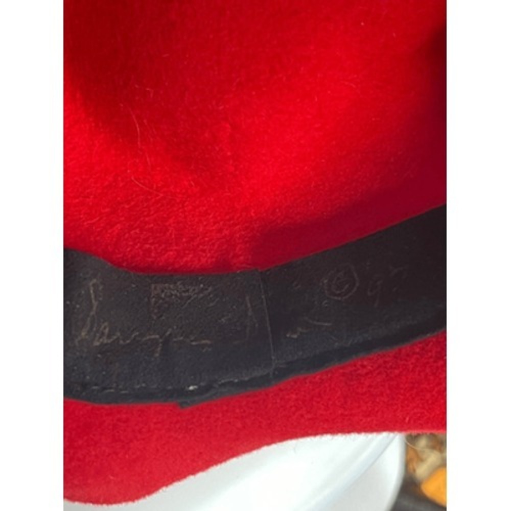 Vintage Women's Red Elegant Classic 100% Wool Felt Cloche Church Party Hat - Picture 9 of 11